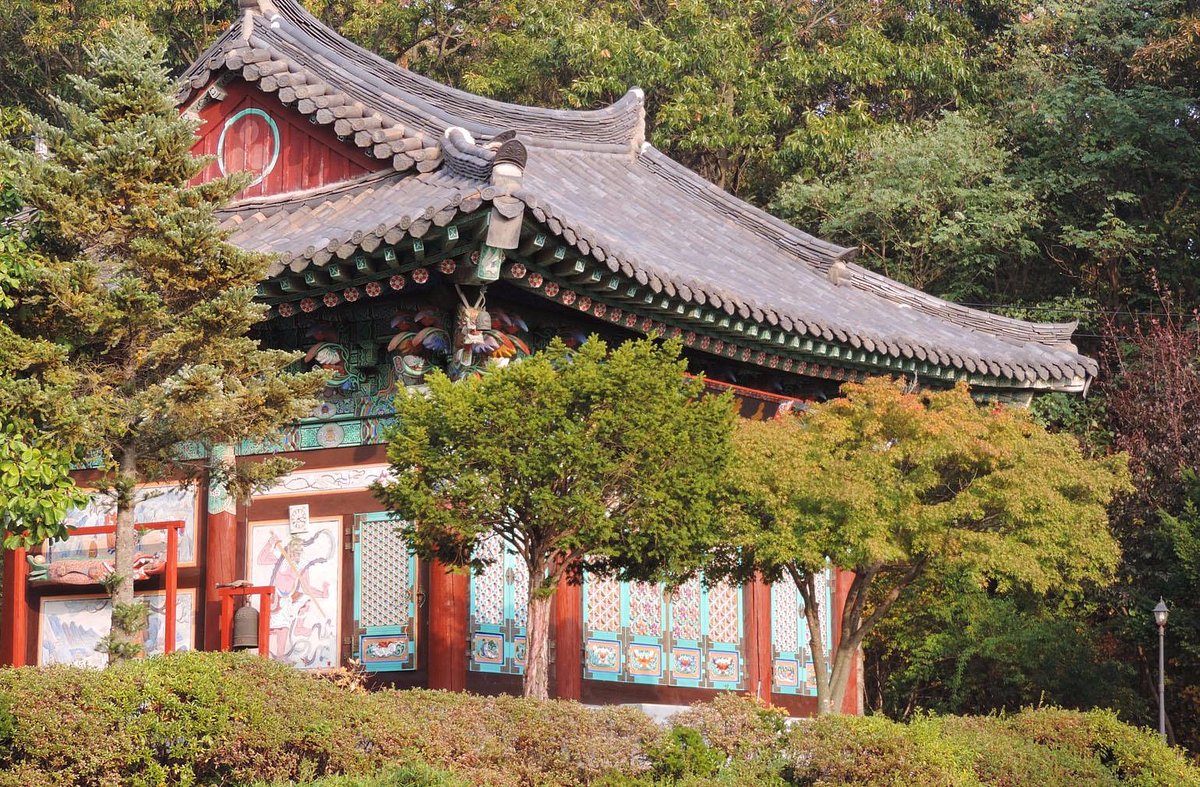 Lotus Lantern Meditation Center